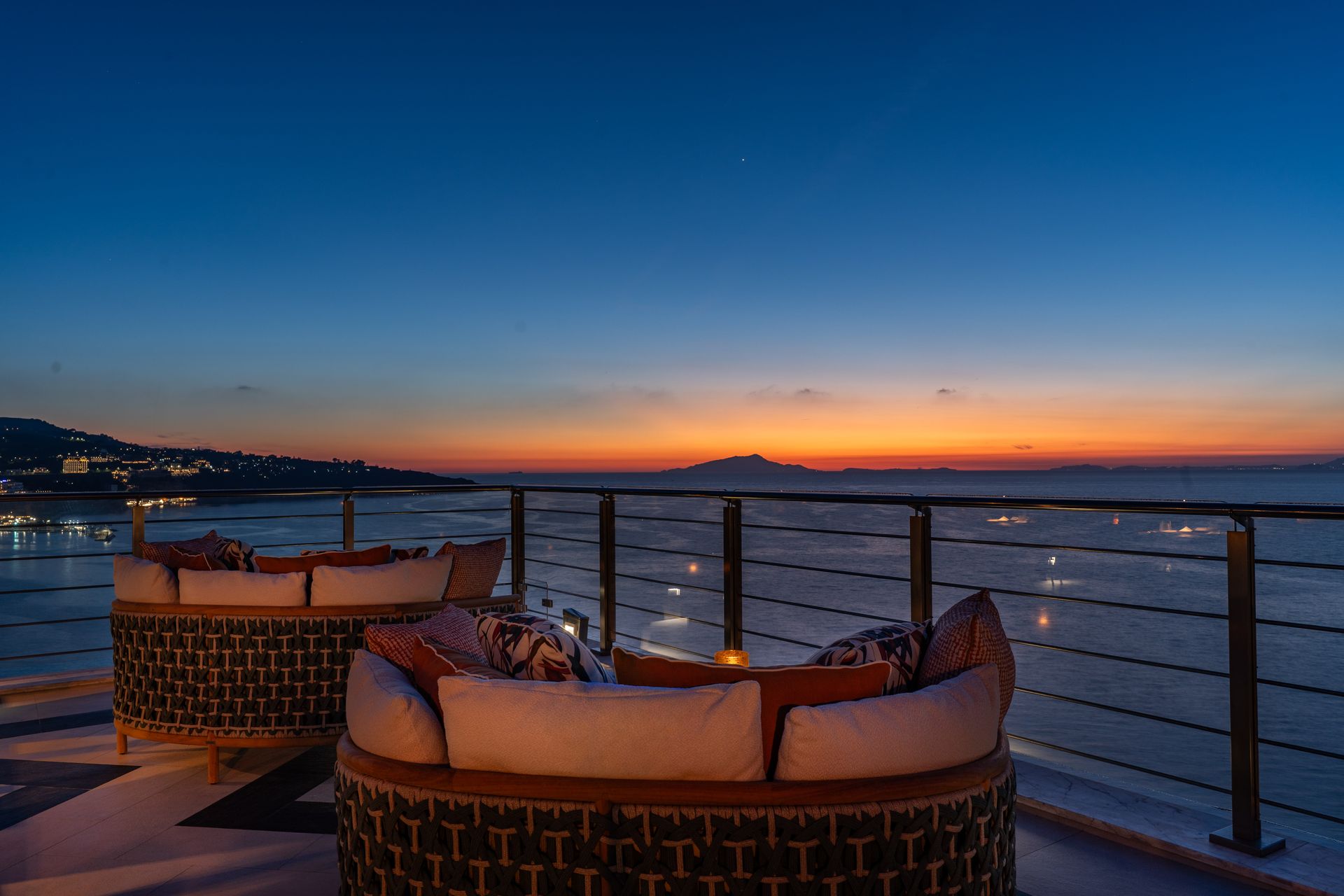 Rooftop bar at a luxury hotel in Sorrento with views of the Gulf of Naples, Vista Skybar & Dining